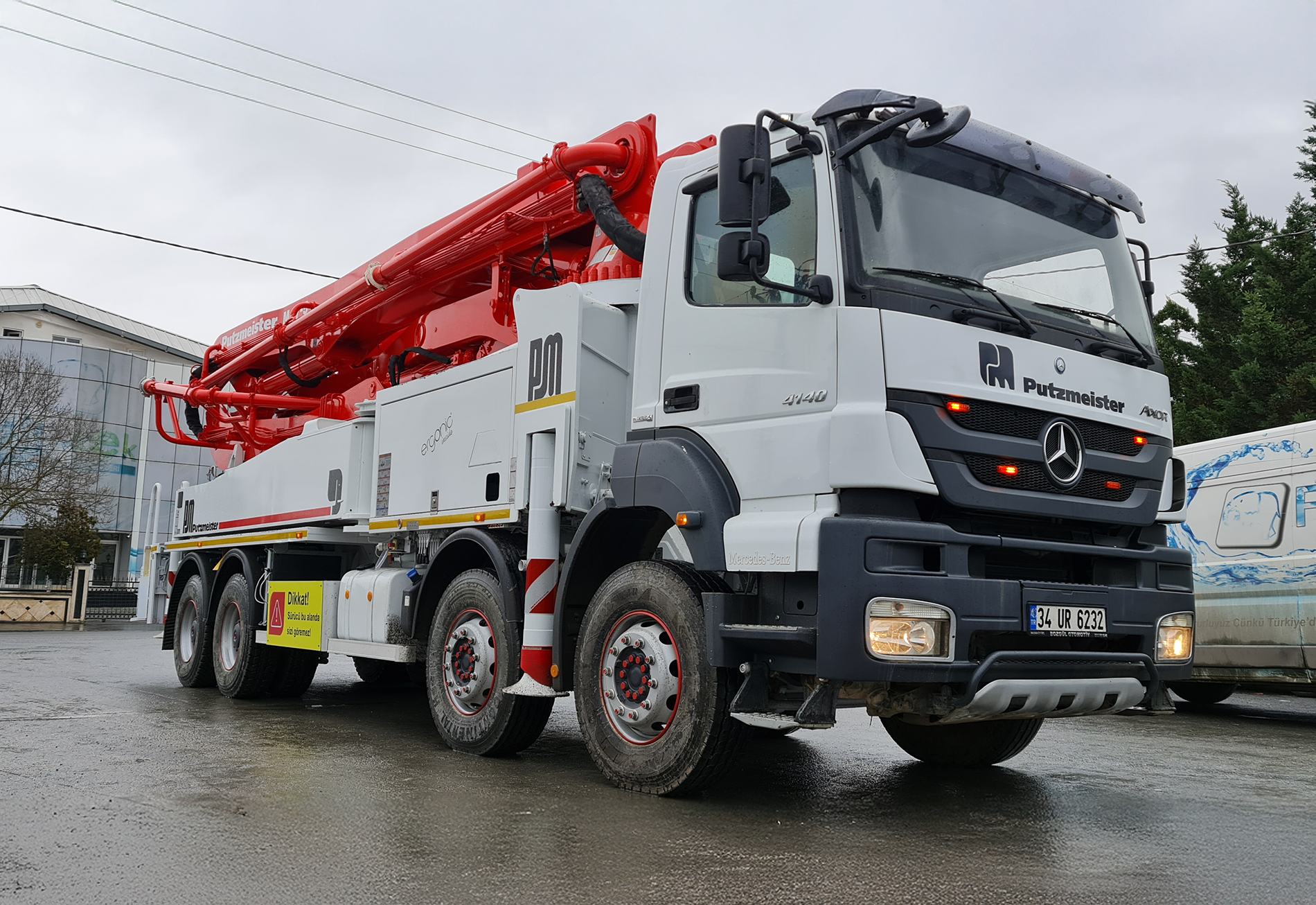 47 Metre Putzmeister Beton Pompası kiralık araç